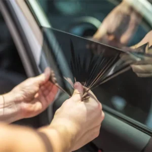 برچسب شیشه دودی رفلکس خودرو تویوتا کمری هیبرید درجه یک + اجرت نصب ویژه تهران نصب در مغاره